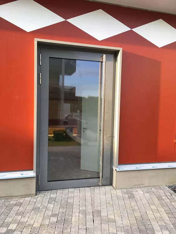 Hyler Metallbau AG - Türen und Tore